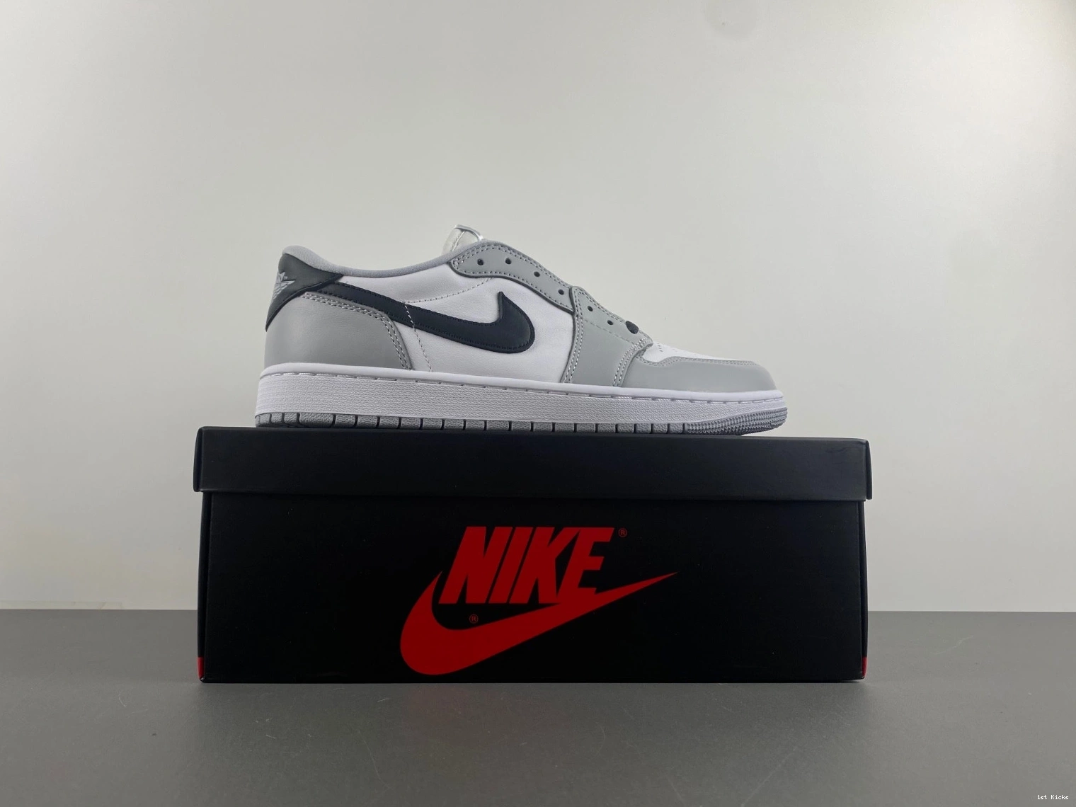 CZ0790-110 1 OG Jordan Air Barons  Low 0218